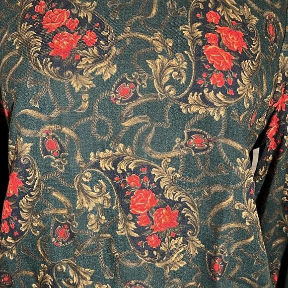 Talbots Petites Blouse Size 4P - Dark Green w/ Red Roses & Gold Scrolling - Picture 2 of 9